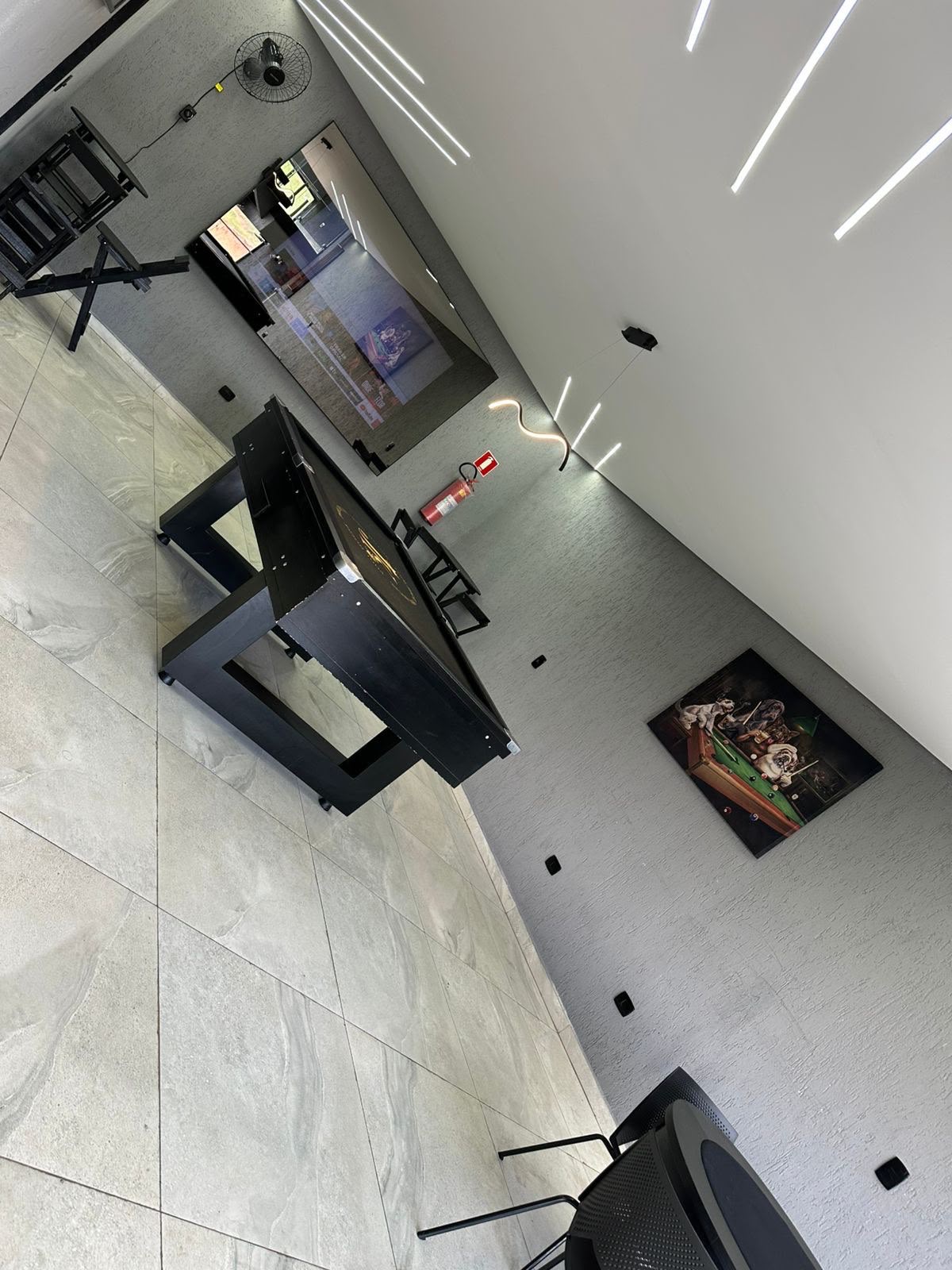 Segundo andar - Sala de jogos e sinuca